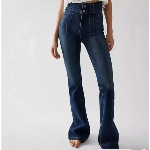 Free People Jayde Flare High Rise Stretch Denim Jeans Blue Size 30 EUC - Picture 3 of 7